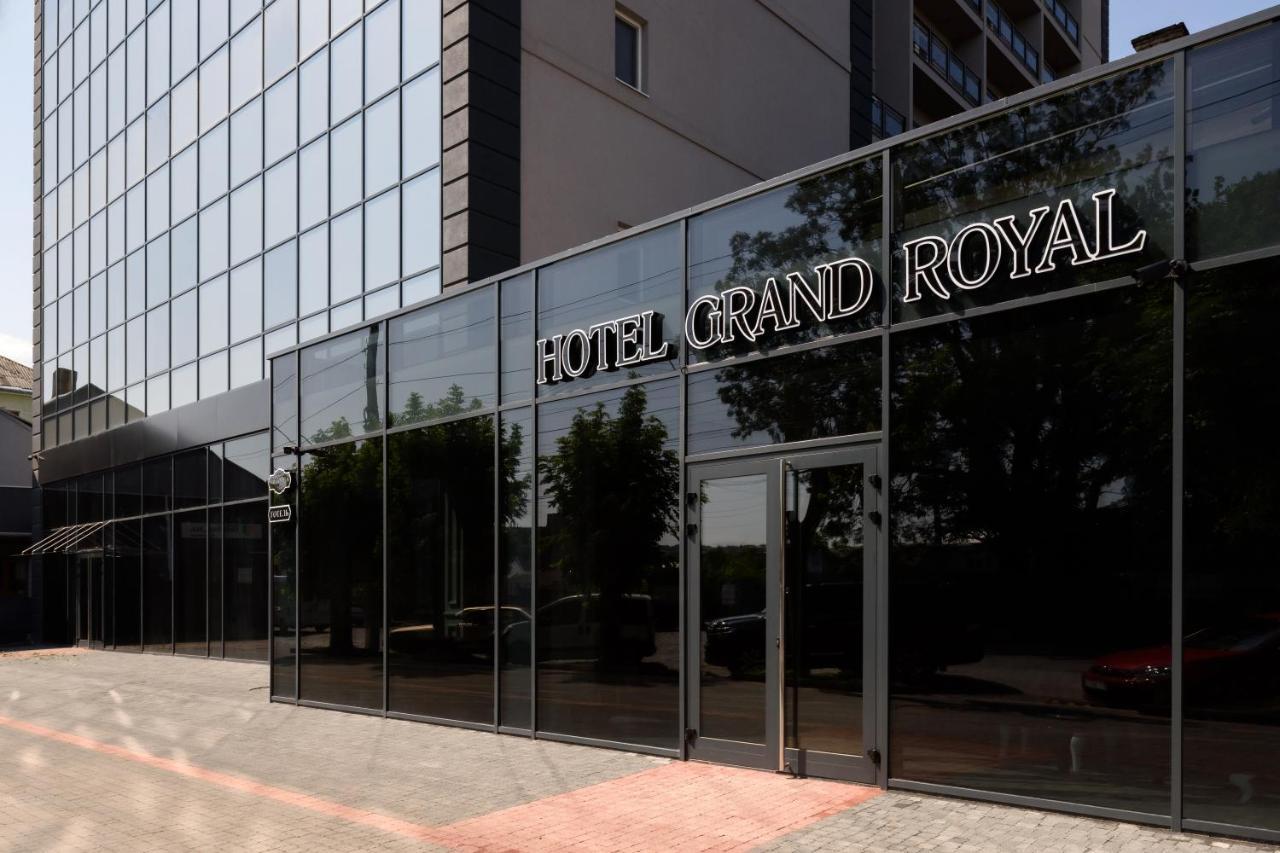 Grand Royal Hotel Chernivtsi Ngoại thất bức ảnh