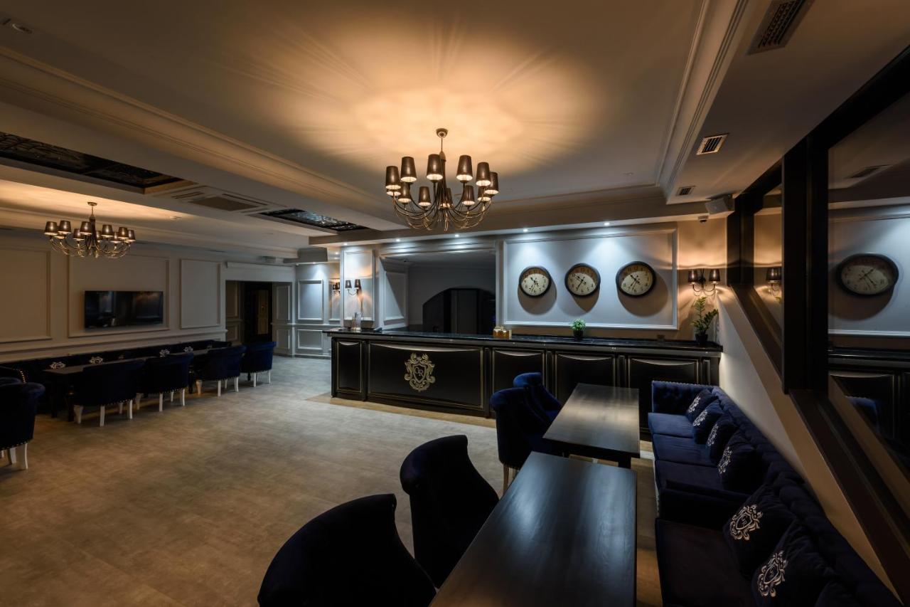 Grand Royal Hotel Chernivtsi Ngoại thất bức ảnh