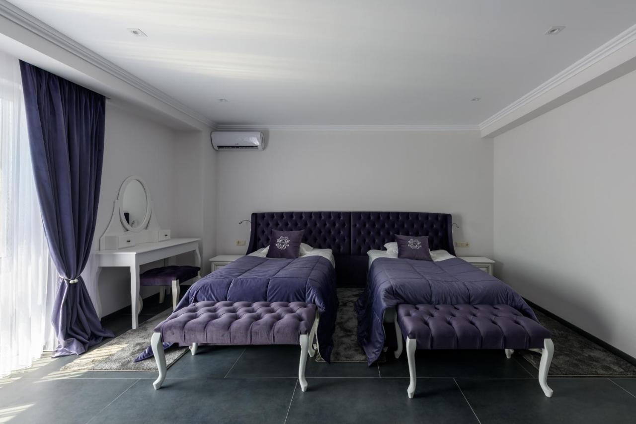 Grand Royal Hotel Chernivtsi Ngoại thất bức ảnh