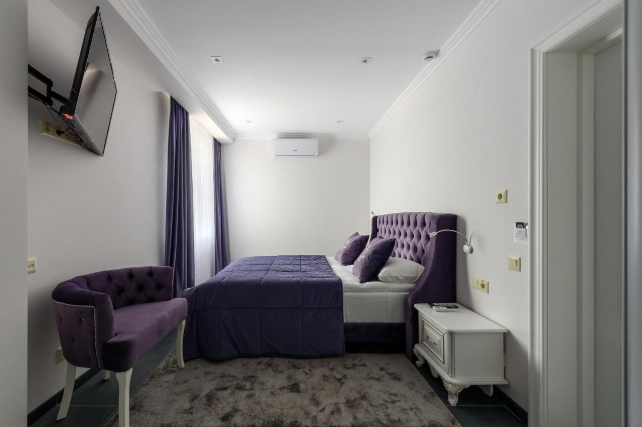 Grand Royal Hotel Chernivtsi Ngoại thất bức ảnh