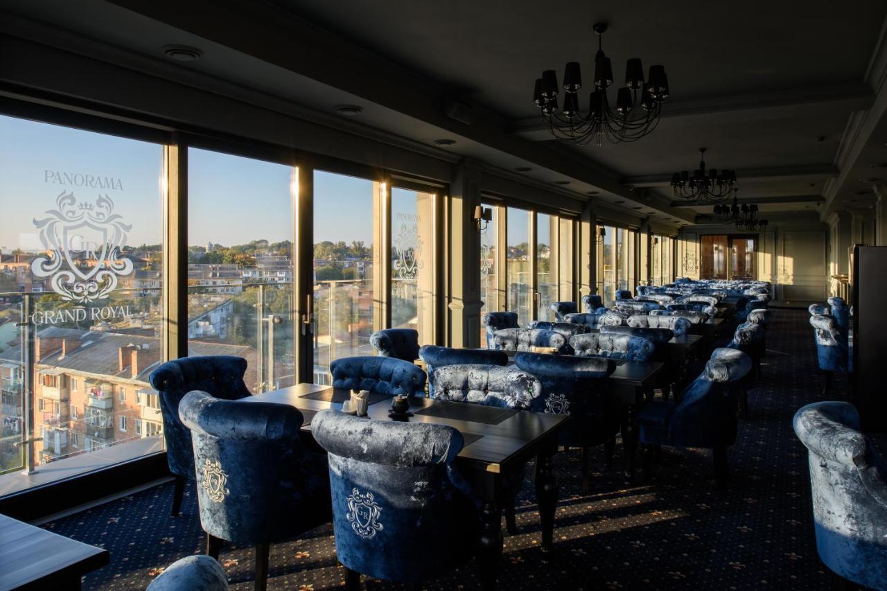 Grand Royal Hotel Chernivtsi Ngoại thất bức ảnh